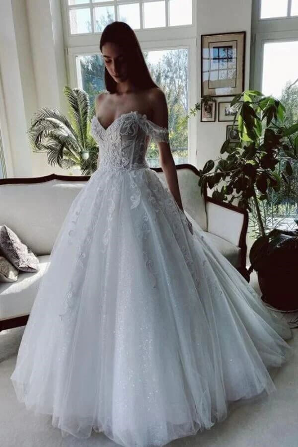 romantic tulle wedding dress Romantic Tulle A-line Off-the-Shoulder Wedding Dresses With Lace Appli – Demodresses