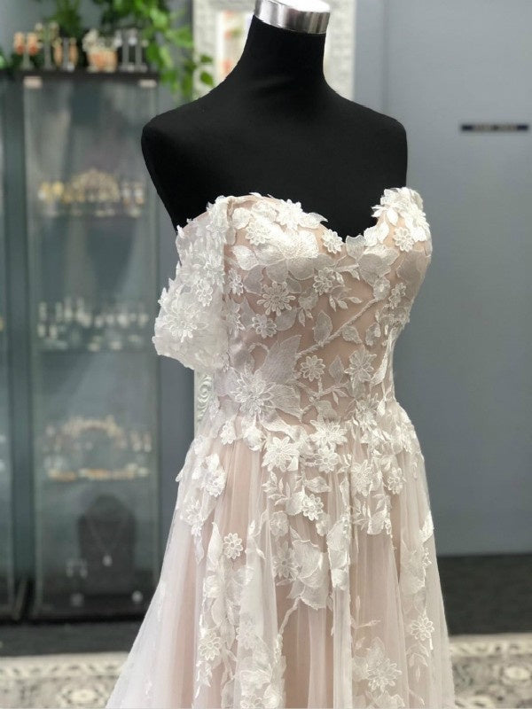 A-Line/Princess Off-the-Shoulder Tulle Lace Appliques Sleeveless Wedding Dresses DM1826