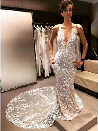 Mermaid V-Neck Backless Court Train Wedding Dress with Lace Appliques DMK47