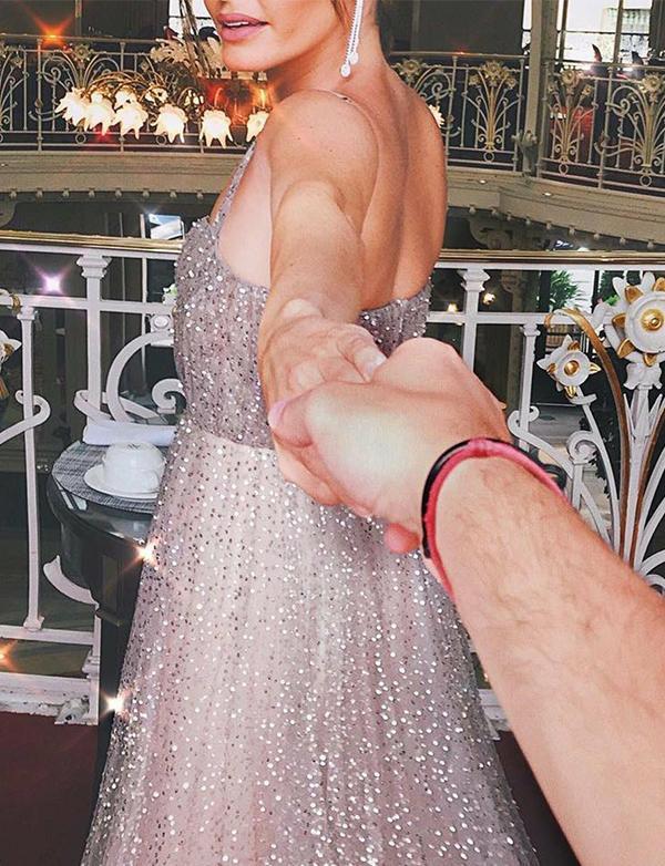 Spaghetti Straps Long Sequins Prom Dress A Line Evening Gown DMH39