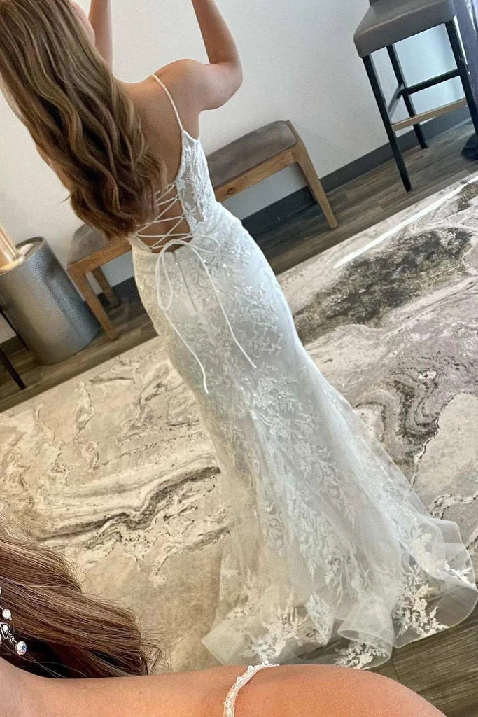 Elegant Off White Floral Lace Scoop Neck Lace-Up Mermaid Long Prom Dress DM1898