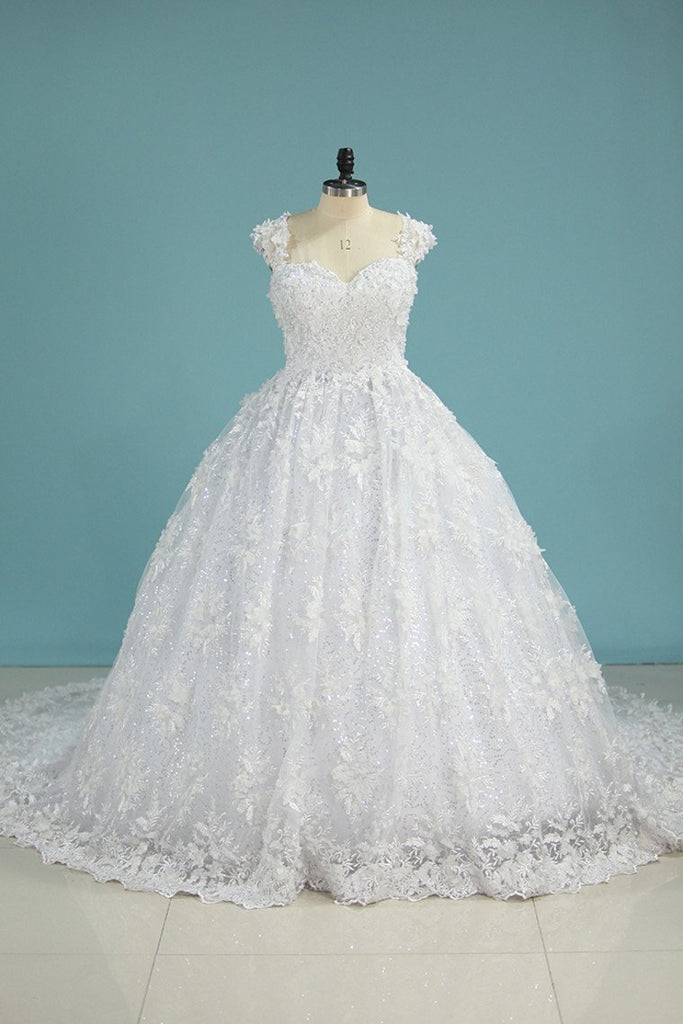 Tulle Sweetheart Neck Ball Gown Wedding Dresses With Lace Appliques DME74