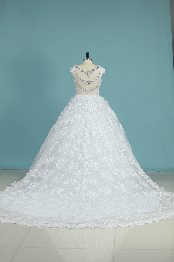 Tulle Sweetheart Neck Ball Gown Wedding Dresses With Lace Appliques DME74