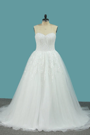Sweetheart Tulle A Line Wedding Dresses With Applique Beads Sweep Train DME75