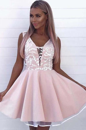 Fashion A Line V Neck Sleeveless Pink Appliques Short Homecoming Dress DMD83