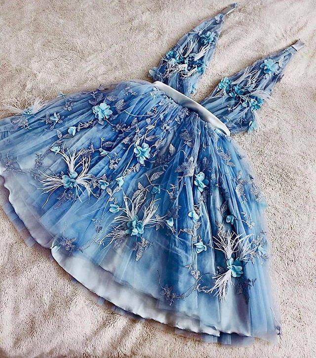 A-line V-neck Sleeveless Appliques Short Homecoming Dress With 3D Flowers DM1040