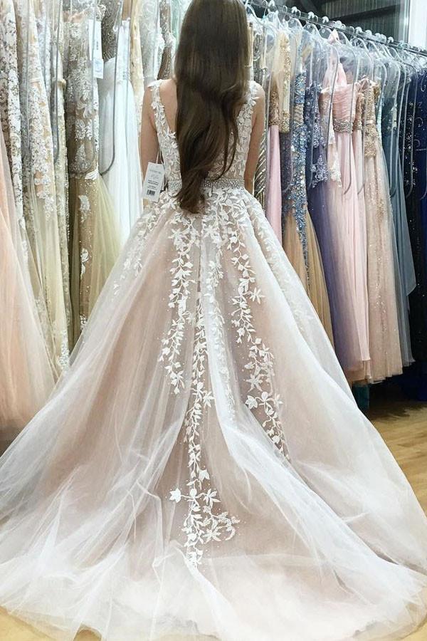 Elegant A-Line V-Neck Long Tulle Backless Wedding Dress with Beading Appliques DM561