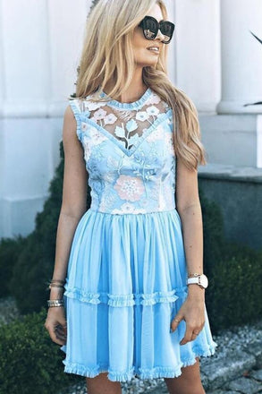 Elegant Jewel Short Cheap Light Blue Tulle Homecoming Party Dresses with Lace DMO50