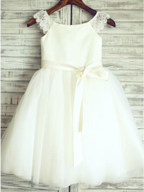A-Line Round Neck White Flower Girl Dress with Sash Lace DMP26