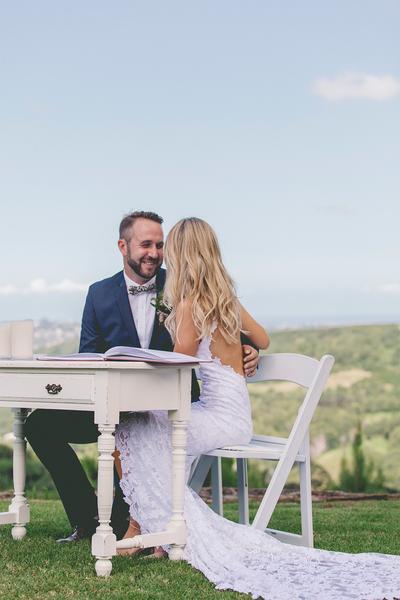 beautiful Open Back Sleeveless Lace Beach Wedding Dress,White Bridals Dress DM805