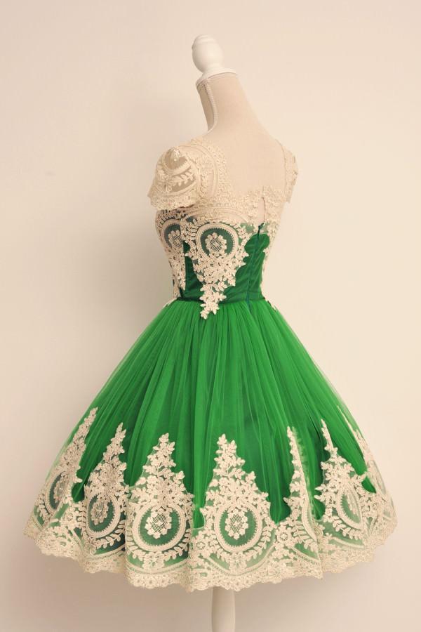 Cap Sleeves Lovely Green Unique Applique Short Homecoming/Prom Dresses DM346