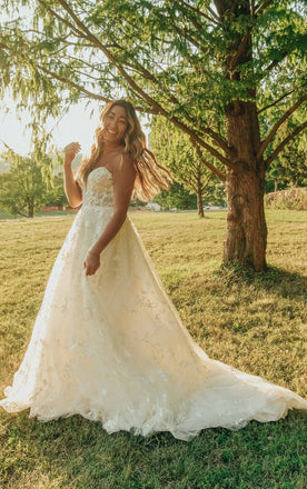 Sweetheart A Line Tulle Lace Appliques Long Wedding Dresses Bridal Dresses DMW5