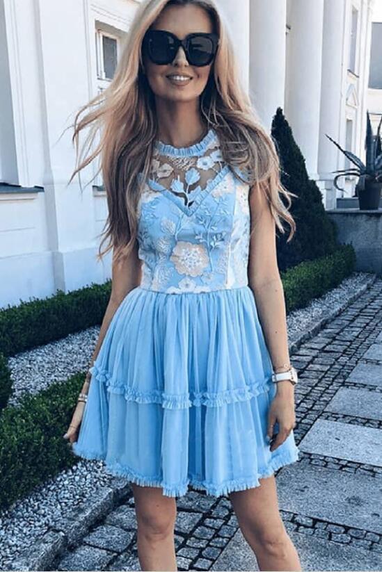 Elegant Jewel Short Cheap Light Blue Tulle Homecoming Party Dresses with Lace DMO50