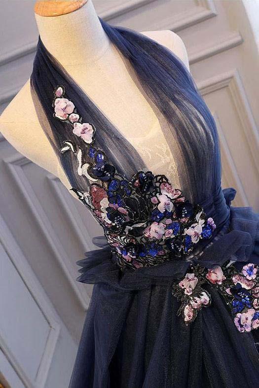 Princess Ball Gown Dark Blue Tulle Halter Prom Dresses Deep V Neck Backless Evening Dresses DMI90