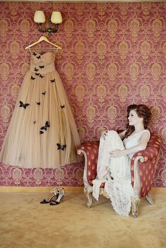 Beautiful Long Butterfly Sweetheart Ruffles Wedding Dresses Bridal Gown DM921