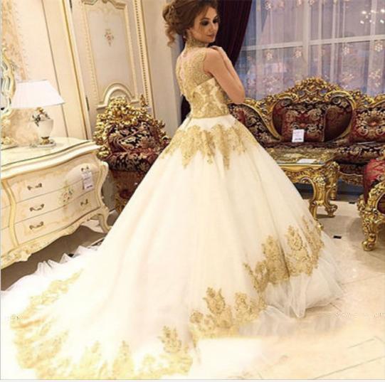 Beautiful Long Train High Neck Romantic Gold Appliques Wedding Dresses DME96