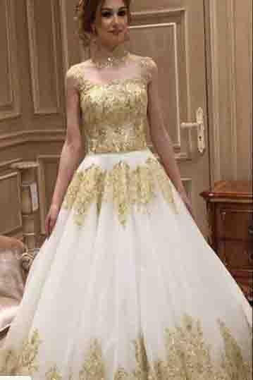 Beautiful Long Train High Neck Romantic Gold Appliques Wedding Dresses DME96