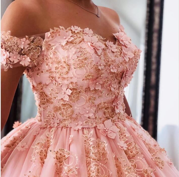 Pink Quince Dresses Ball Gowns Off the Shoulder Lace Applliques Wedding Dresses DMP078