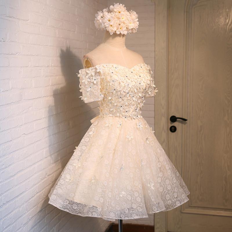 Off the Shoulder A Line Lace Appliques Short Homecoming Dresses DMD5