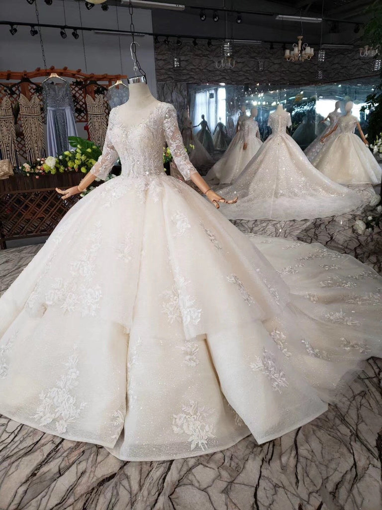 Elegant Scoop Ball Gown Wedding Dresses, 3/4 Sleeves Wedding Gown DMJ97