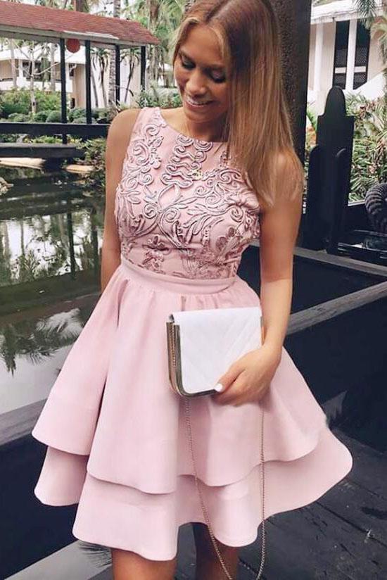 Pretty Bateau Short Pink Satin Homecoming Party Dresses with Appliques DMO51
