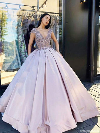 Charming Ball Gown V Neck Lavender Long Prom Dresses with Beading DMF62