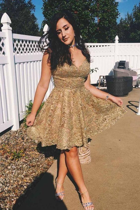 A-line V-neck Gold Lace Short Homecoming Gown School Event Dresses DM1035