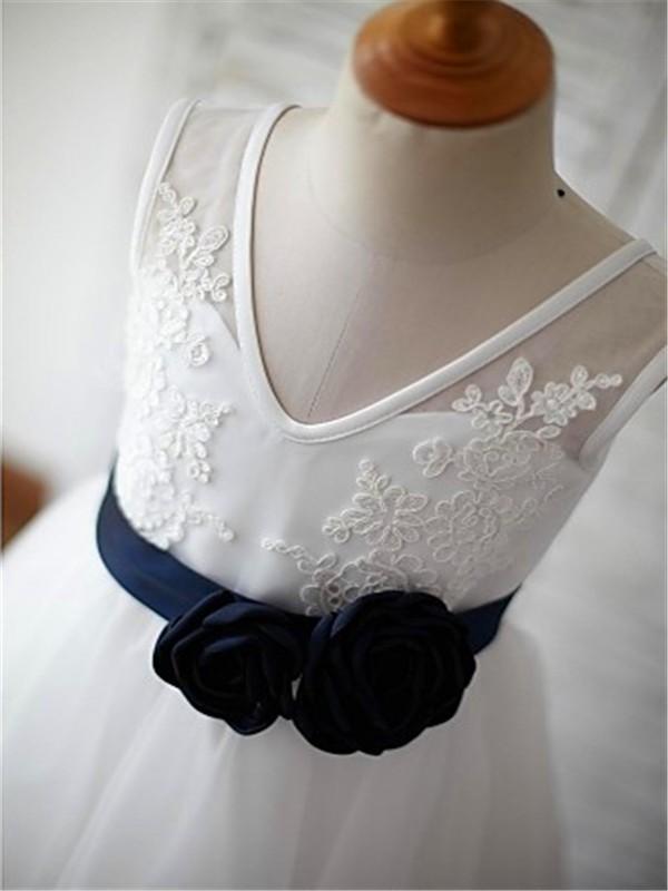 A-line V-neck Sleeveless Appliques Flower Floor-Length Tulle Flower Girl Dresses DM720
