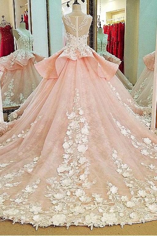 Tulle Lace Scoop Neckline Ball Gown Wedding Dress With Lace Appliques,Quinceanera Dresses DM619