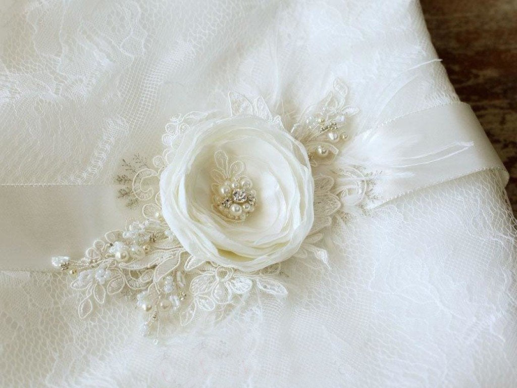 Ivory Floral Bridal Belt Applique Lace Applique Sash Beaded Pearls BS11