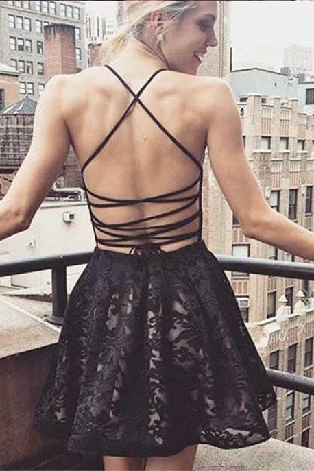 A-Line Deep V-Neck Straps Short Black Lace Homecoming Dress with Pockets DMA93