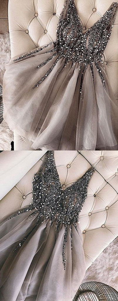 Luxurious Sequins Beaded V-neck Tulle Short Gray Homecoming Dresses DMB90