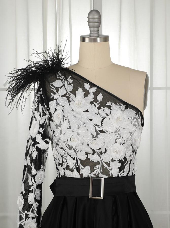 A-Line One-Shoulder Black Long Lace Appliqued Split Prom Dress with Pockets DMJ11
