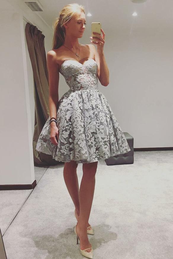 Cheap A-Line Sweetheart Knee Length Sleeveless Grey Lace Homecoming Dress DMB18