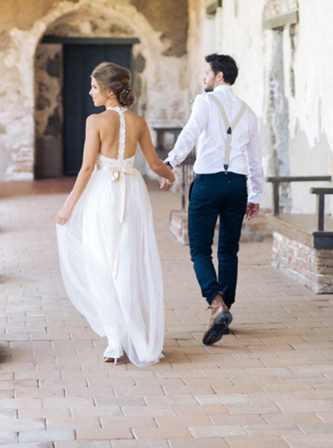 Simple Jewel Sleeveless Long Lace White Tulle A-line Wedding Dresses DM164