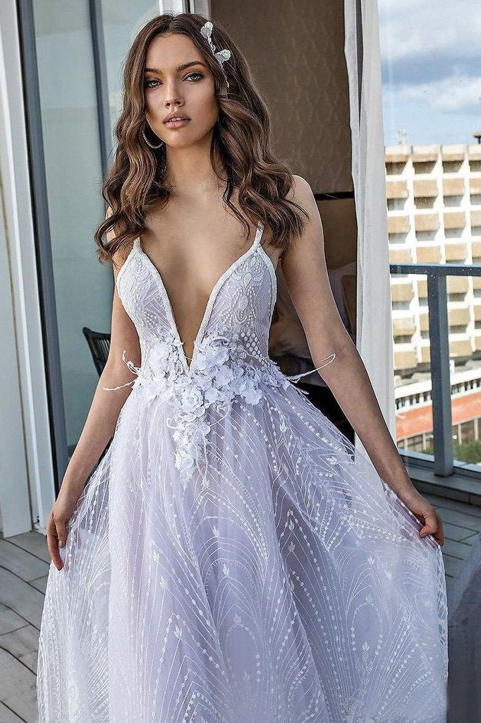 White Deep V Neck Beach Wedding Dresses Spahetti Straps Lace Bridal Dresses DMP89