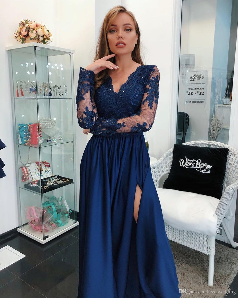 A Line Long Sleeves V Neck Dark Blue Prom Dresses With Appliques DMI67