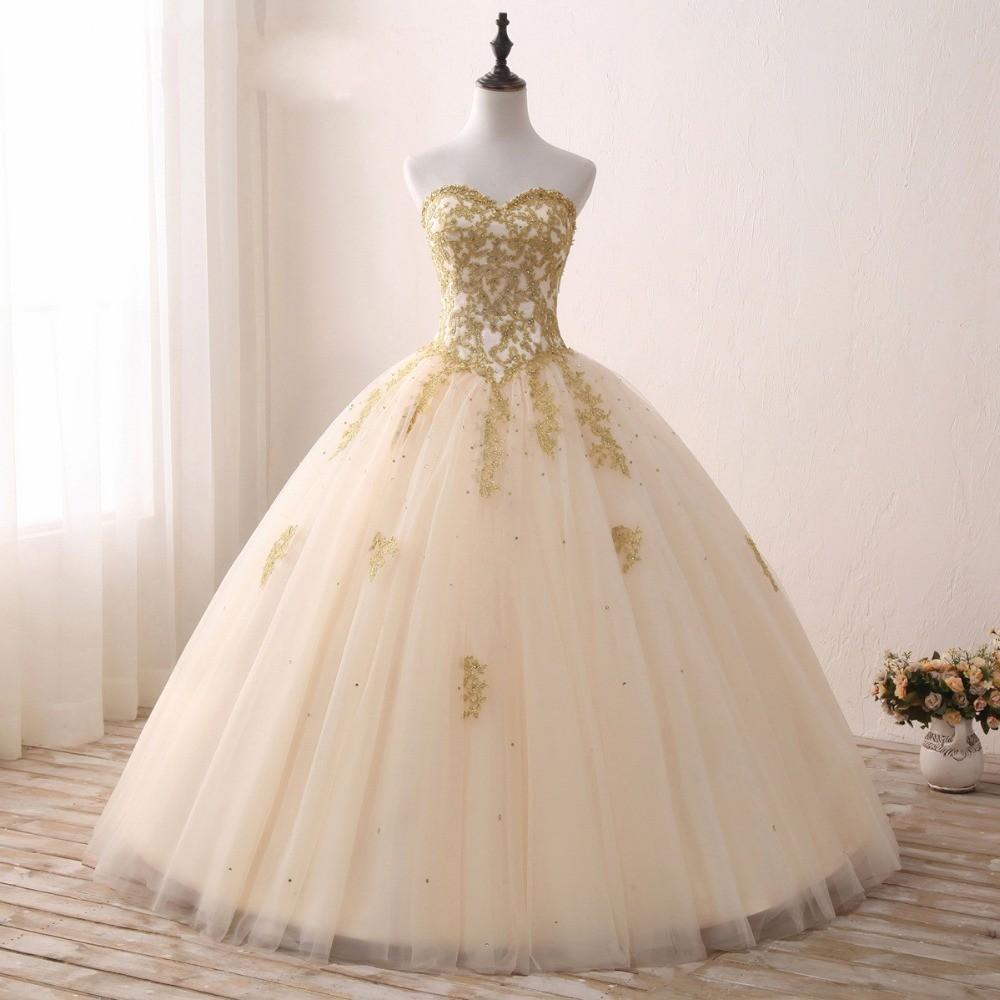 Sweetheart Tulle Long Ball Gown Prom Dresses With Appliques DMH19