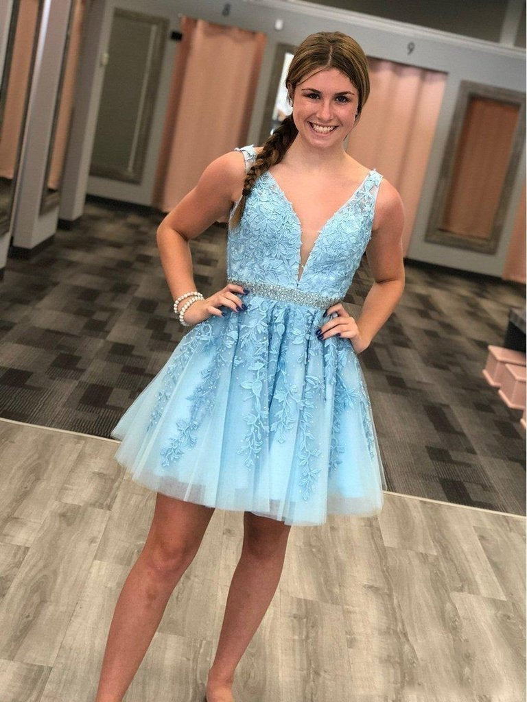 Red Lace Applique Beaded Homecoming Dresses V Neck Tulle Short Prom Dress DMO11