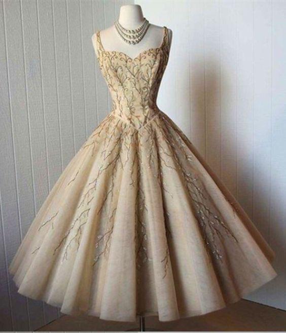 Elegant A-Line Straps Sweetheart Tea-Length Sleeveless Homecoming Dresses DMD92