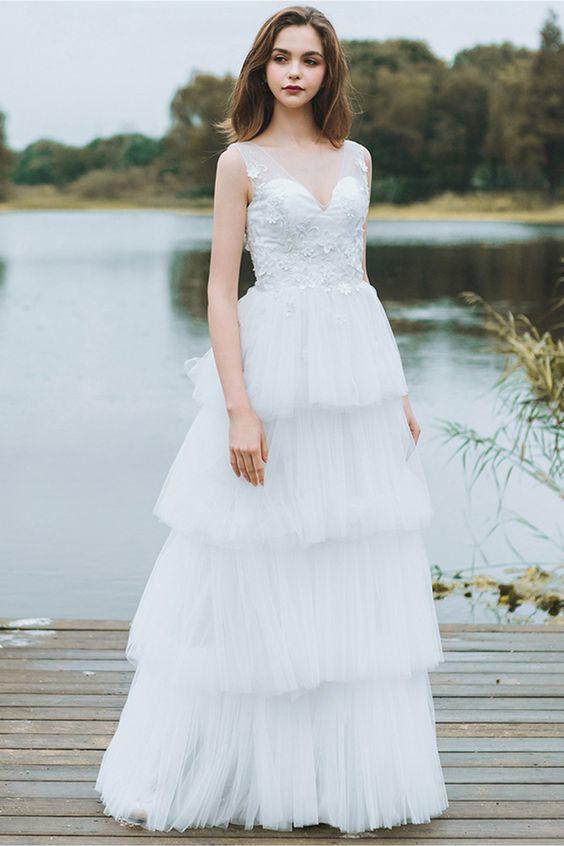 Unique Tiered Tulle Low Back V Beck Boho Beach Wedding Dress With Lace Appliques DMG8