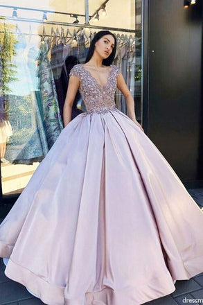 Charming Ball Gown V Neck Lavender Long Prom Dresses with Beading DMF62