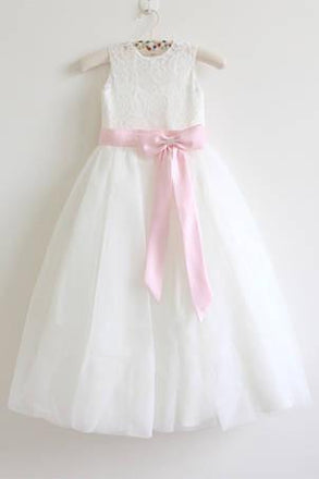Ivory Lace Tulle Ivory Flower Girl Dress With Pink Sash/Bows Sleeveless Floor-length DM207