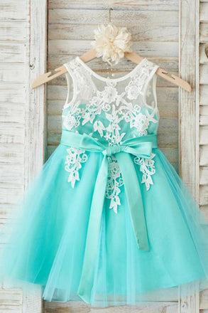 A-Line Round Neck Mint Tulle Flower Girl Dress with Appliques DMP27