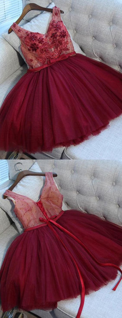 Cute A-Line V Neck Lace Up Short Burgundy Tulle Homecoming Dress with Appliques DMC46