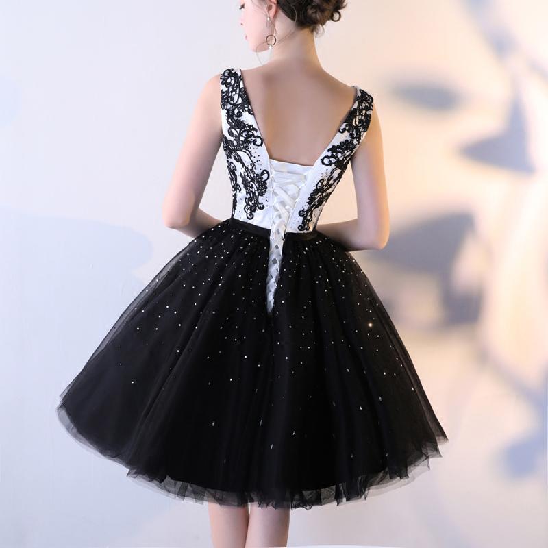 Black Tulle A Line Beading Short Bateau Homecoming Dresses With Lace Top DMC7