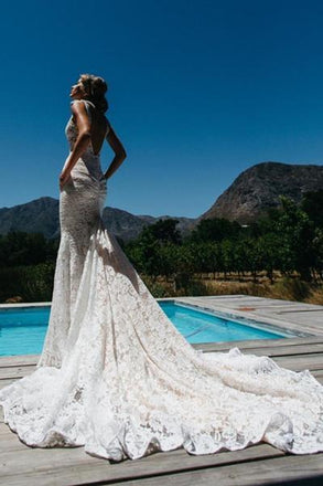 Charming V-Neck Sleeveless Mermaid Backless Lace Pocket Wedding Dress With Court Train DM598